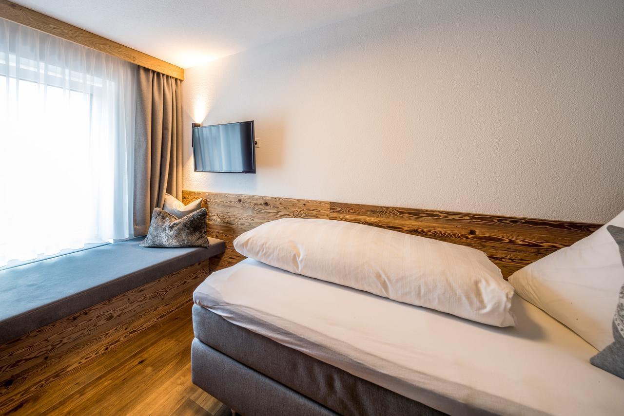 Post Hotel Paznaun Зее Экстерьер фото